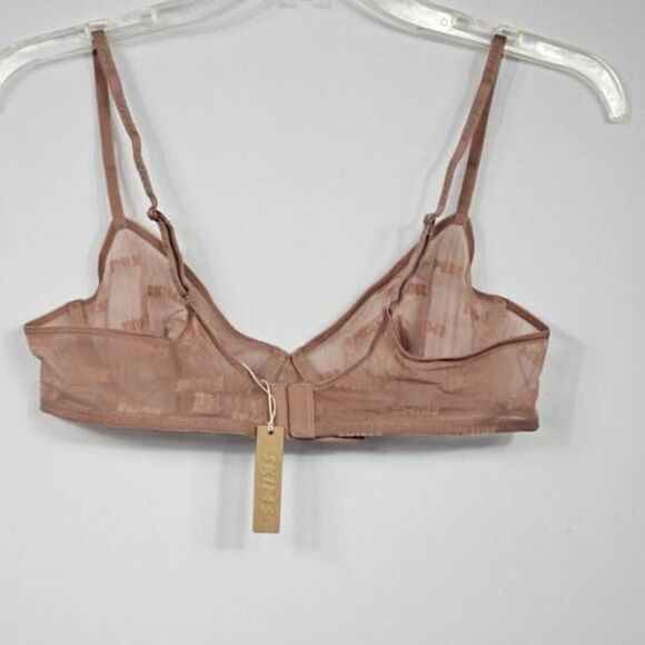 Skims logo underwire bra Nwt - Picture 4 of 10